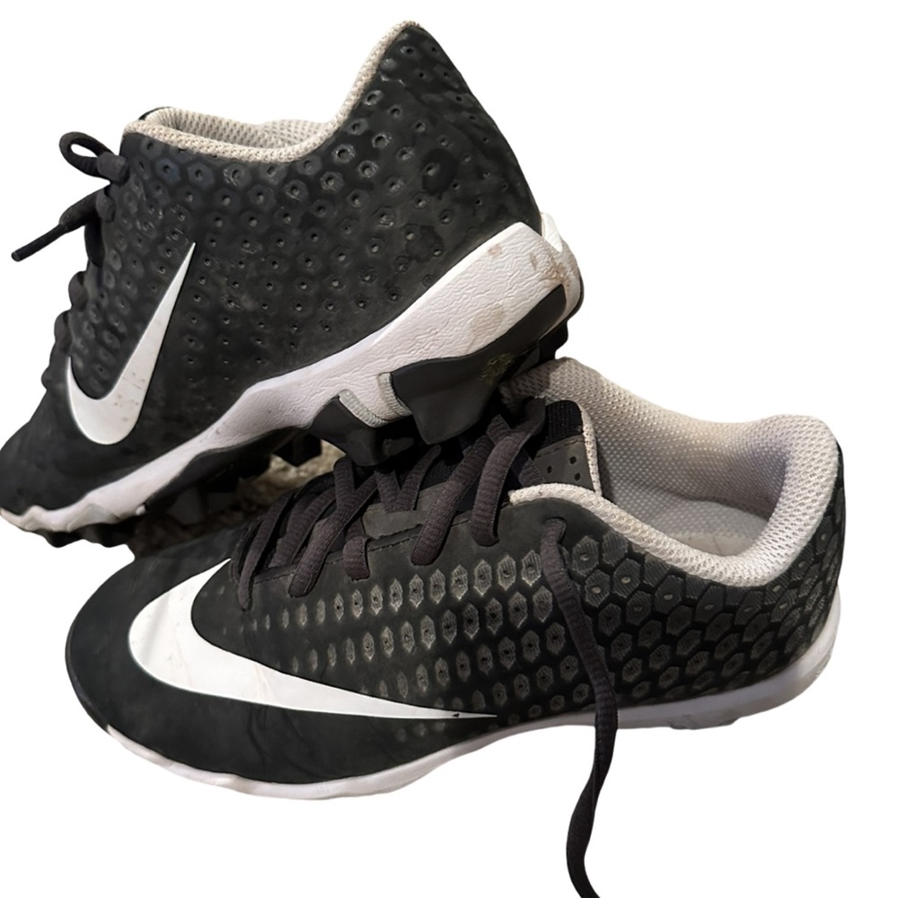 Boys size 2Y soccer or football cleats barely worn